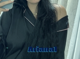 Ariana1