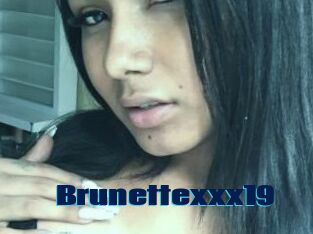 Brunettexxx19