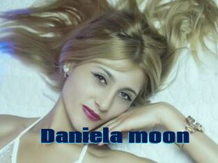 Daniela_moon