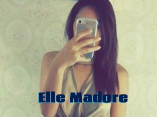 Elle_Madore