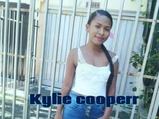 Kylie_cooperr