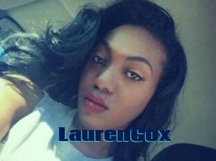 Lauren_Cox