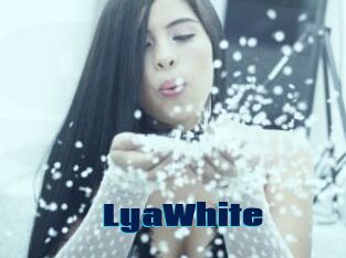 LyaWhite