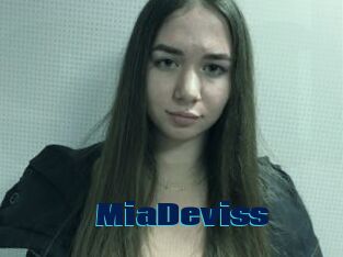 MiaDeviss