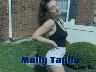 Molly_Taylor