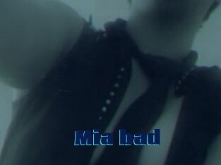 Mia_bad