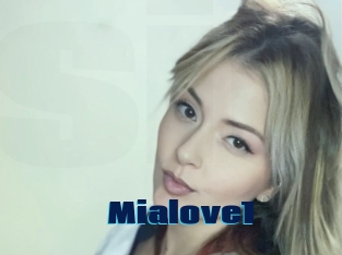 Mialove1