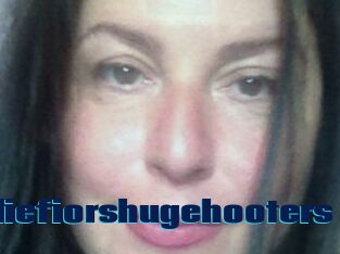 Nataliefiorshugehooters
