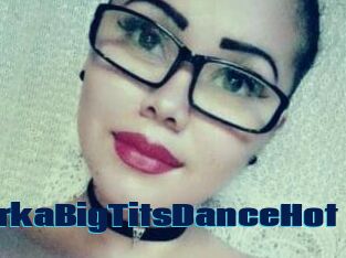 NiurkaBigTitsDanceHot